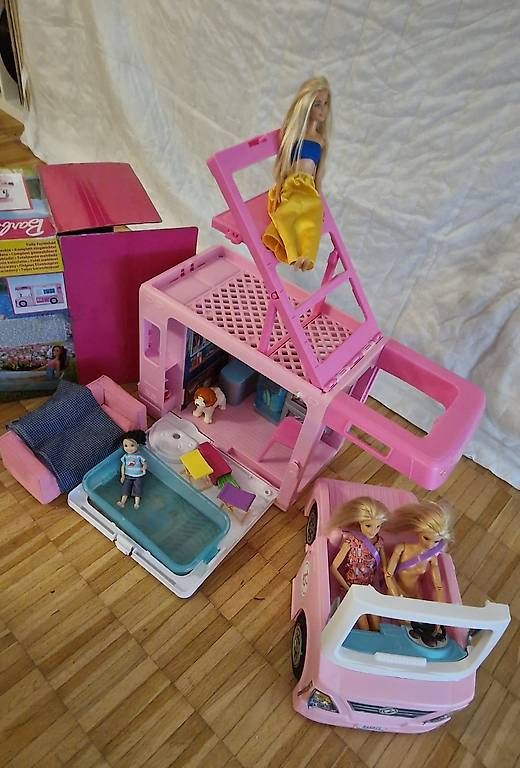 Case e mobili per bambole: Barbie 3-in-1 Traumcamper – Usato da Riehen venduto da nba_9g9j 3