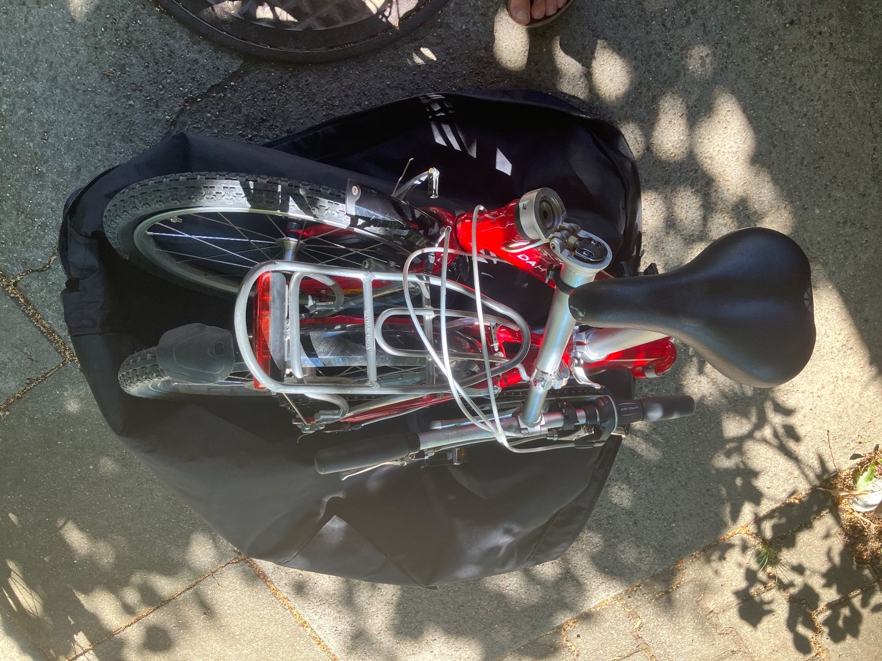 Dahon Biciclette: Klappvelo dahon rot und schwarz – Usato da Derendingen venduto da gepfeifer 4