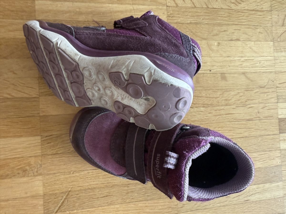 Superfit Scarpe per ragazze: Superfit Halbschuhe Gr. 27 – Usato da Schwerzenbach venduto da Le_roy 2
