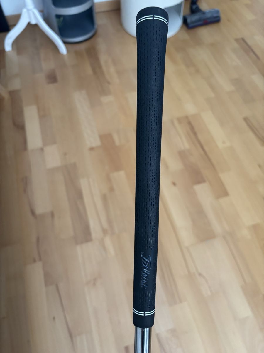 Titleist Mazze & Set: Titleist AP1 Eisen Set (Links) Titel: Titleist AP1 Eisen Set – Usato da Chur venduto da Cuteclothes7k 2