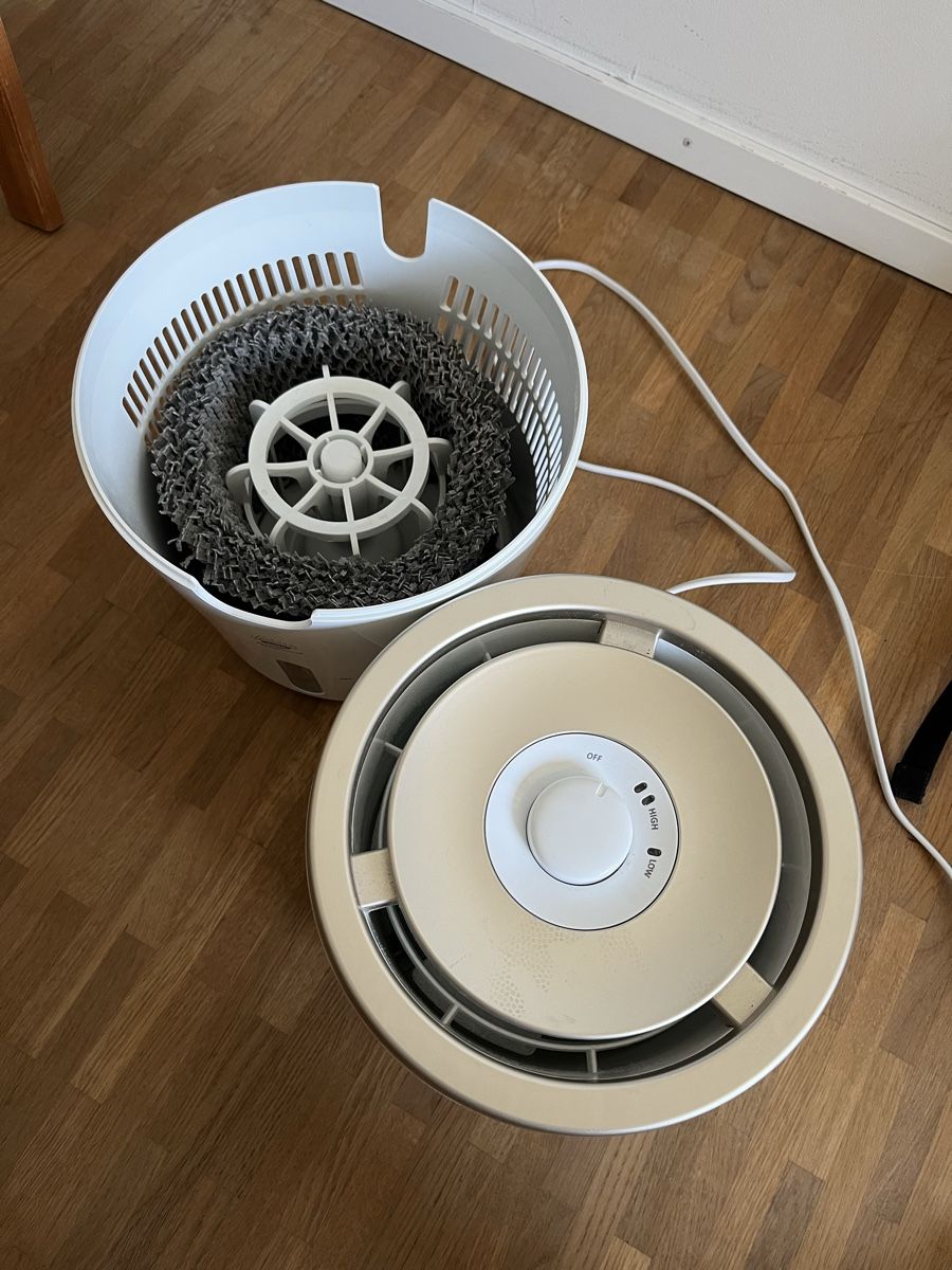 Philips Luftbefeuchter: Philips Luftbefeuchter – Gebraucht aus Zürich von torokbalint84 1