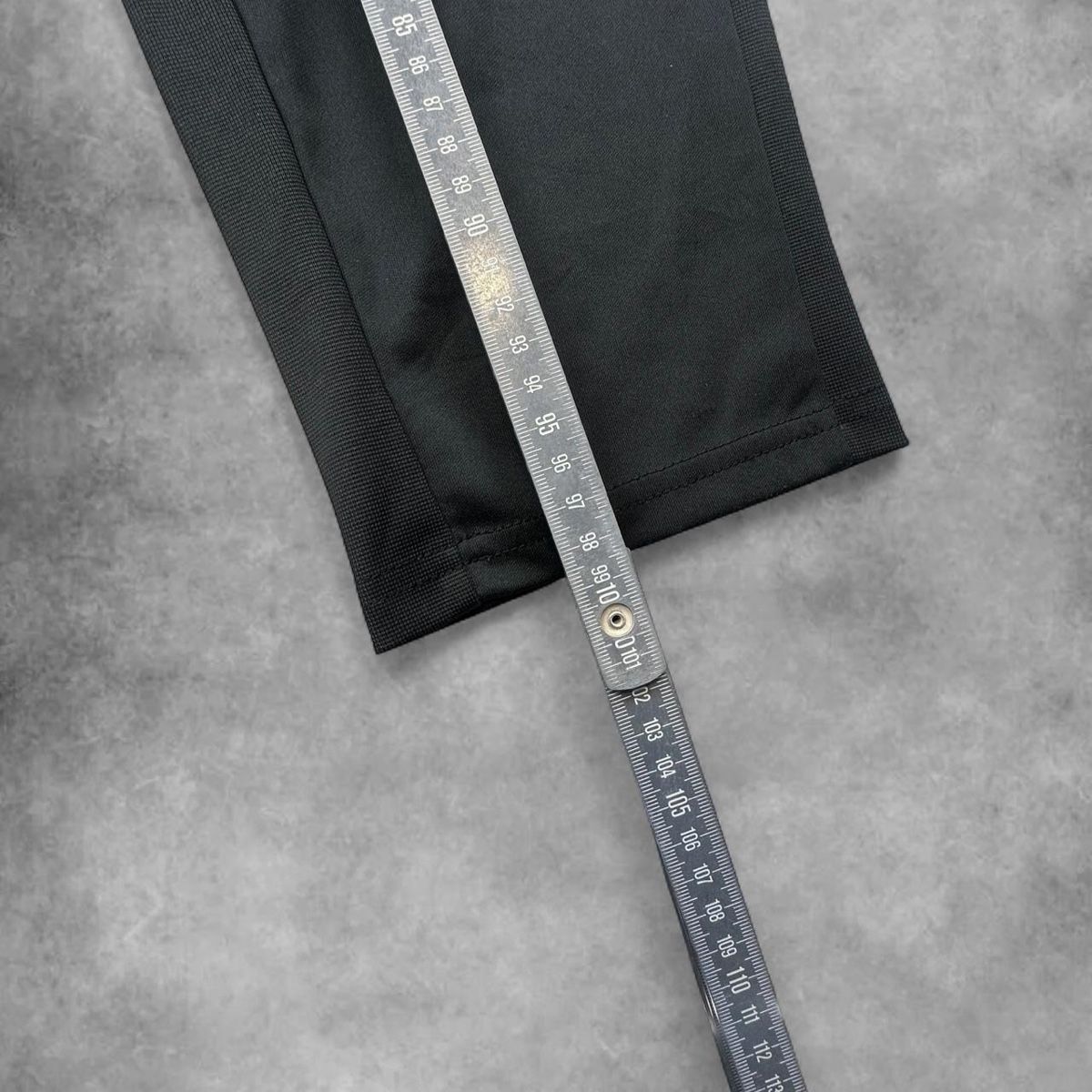 Nike Pantalons: Nike sweatpants black – D'occasion à Erlinsbach SO par TogaResell 5