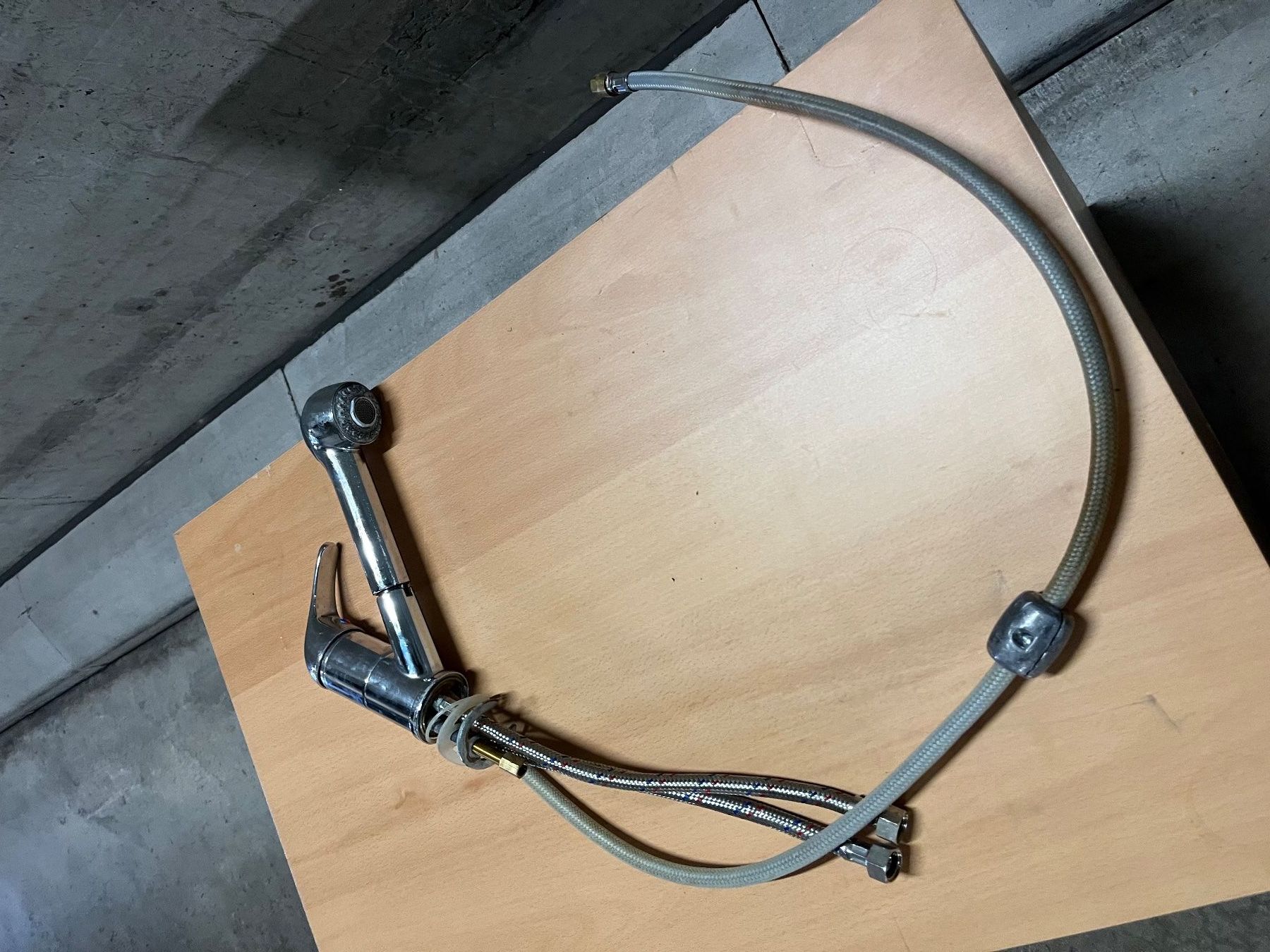 Armaturen: Multifunktionaler Küchenhahn - Multifunction Kitchen tap – Gebraucht aus Schwyz von STANSFI
