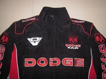 NEU DODGE RAM V8 Fan Jacke schwarz/rot alle Größen / Modelle