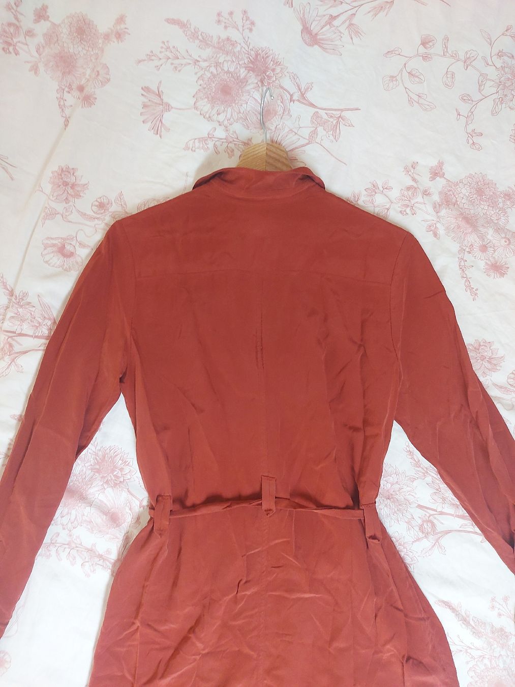 Sezane Kleider: Robe 100% soie Sezane - Taille S/M – Gebraucht aus Lausanne von Super-cerise 6