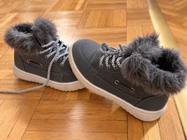 Chaussures d'hiver enfant, pointure 28