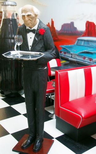 Slot Machine: Butler George – Nuovo (secondo la descrizione) da Schalunen venduto da schwabspielautomaten 1