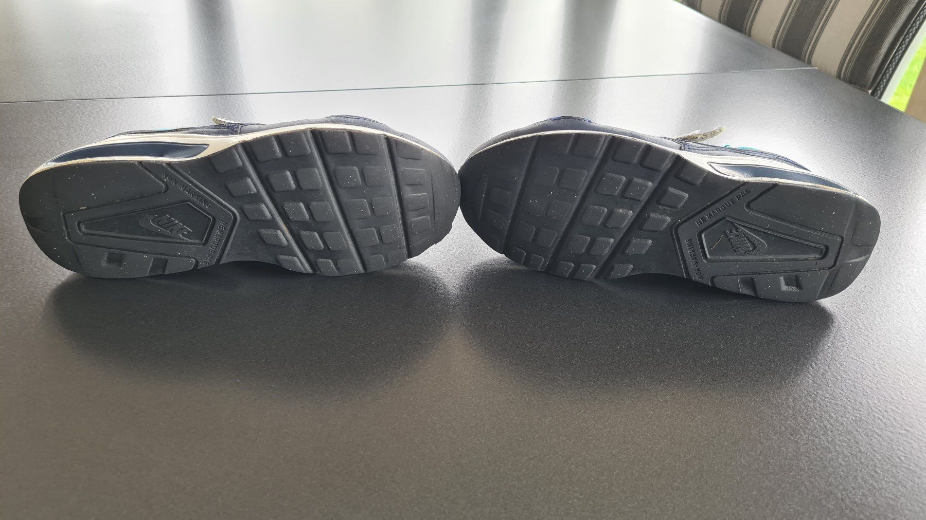 Nike Scarpe per ragazzi: Nike Schuhe Gr. 33.5 – Usato da Obergösgen venduto da schesom 3