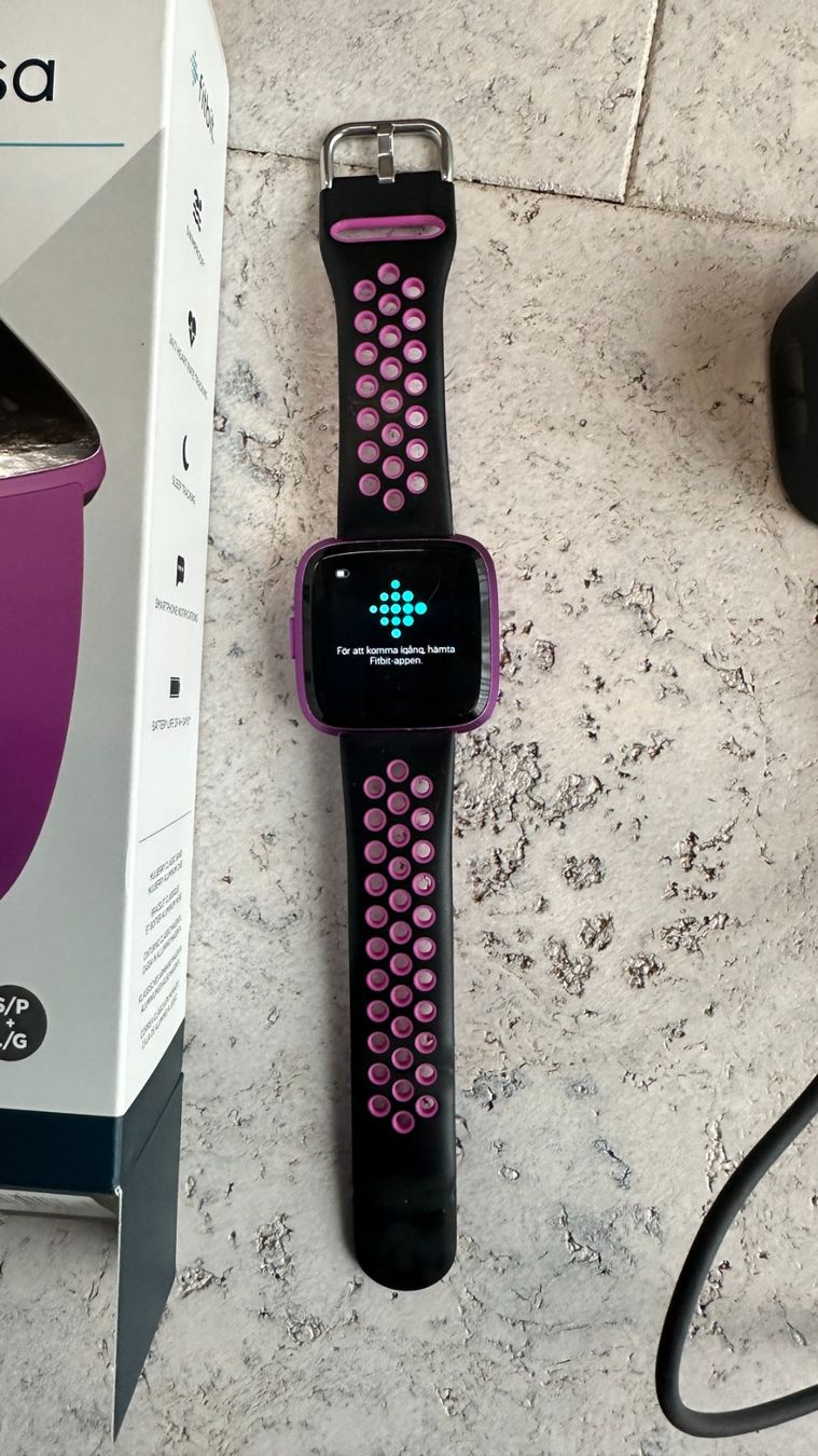 Fitbit Smartwatch: Fitbit Versa Lite Edition – Usato da Gisikon venduto da Jabuso 2