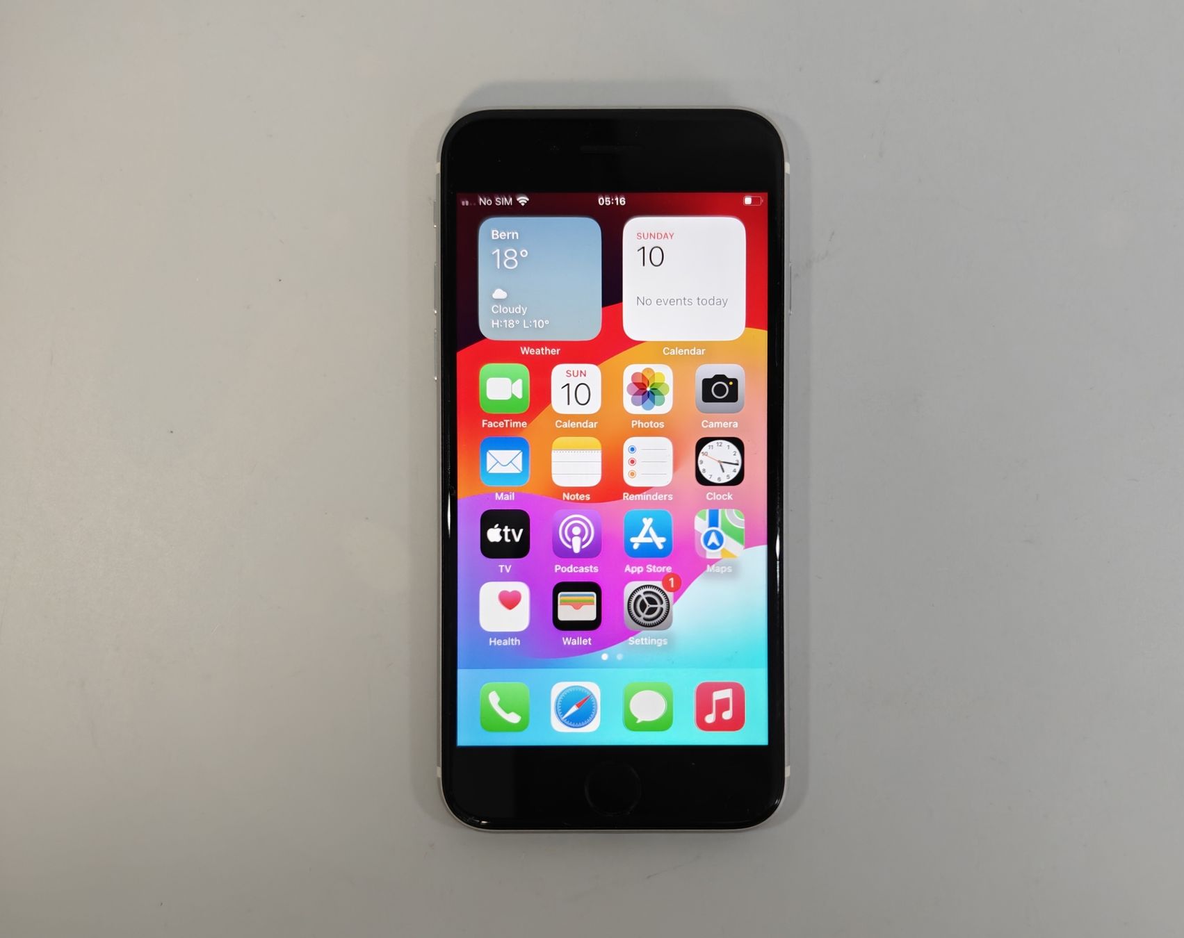 Apple Telefoni cellulari / Smartphones: iPhone SE 2. Generation – Usato da Ehrendingen venduto da Rocky985