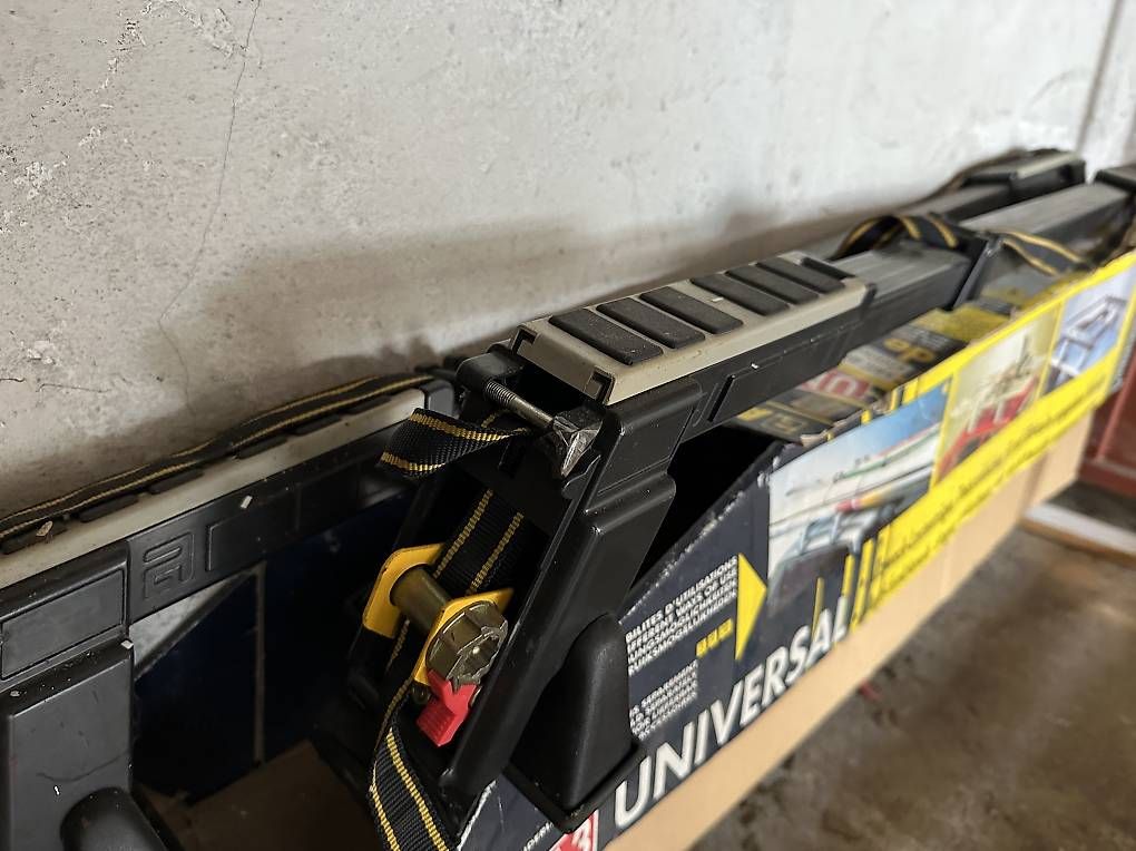 Pièces pour mobylette: Universal Gepäckträger – D'occasion à Münchenstein par Vorsorge 1