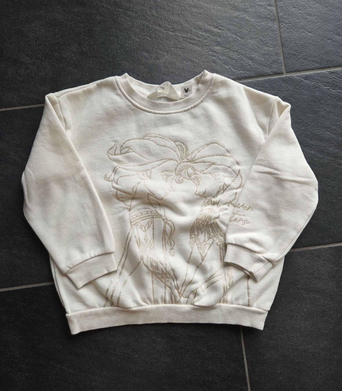 Lotti & Set di vestiti: 6 Pullover Mädchen verschiedene Motive Grösse 110/116 – Usato da Stans venduto da HoMiMa 4