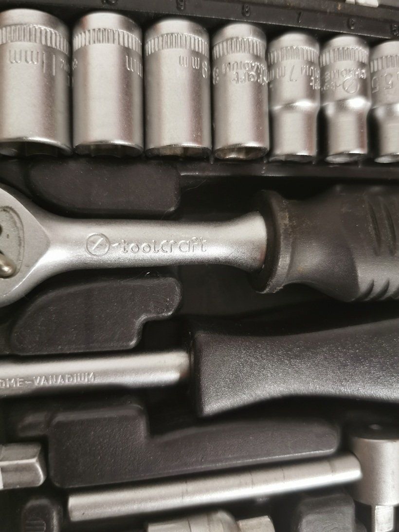 Tutti gli attrezzi: toolCRAFT - Steckschlüssel - Set – Usato da Wilen b. Wollerau venduto da morethanmusic 2