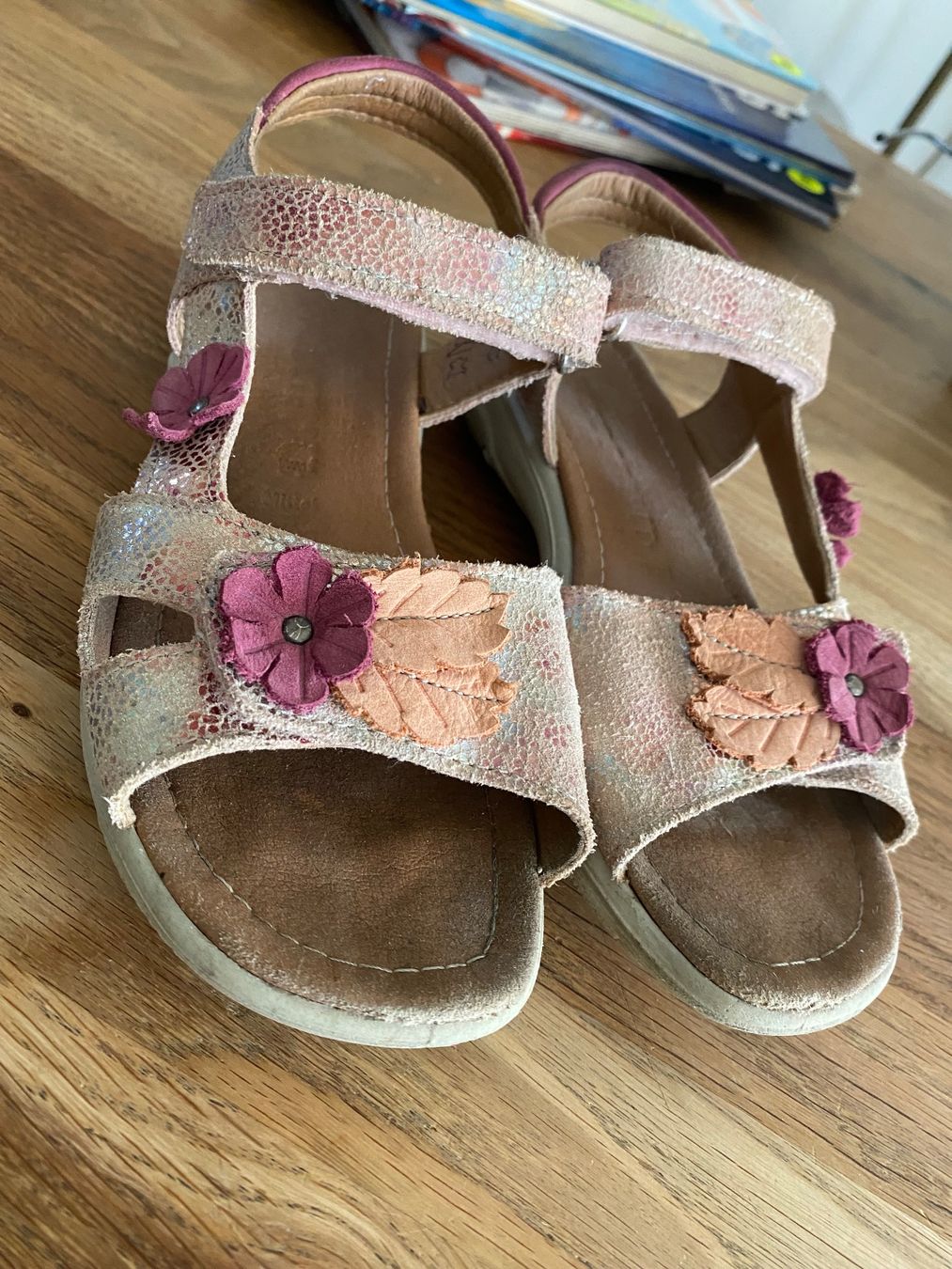 Chaussures filles: Ledersandalen COSTA, Gr. 33 – D'occasion à Bassersdorf par jgo_9mfk 2