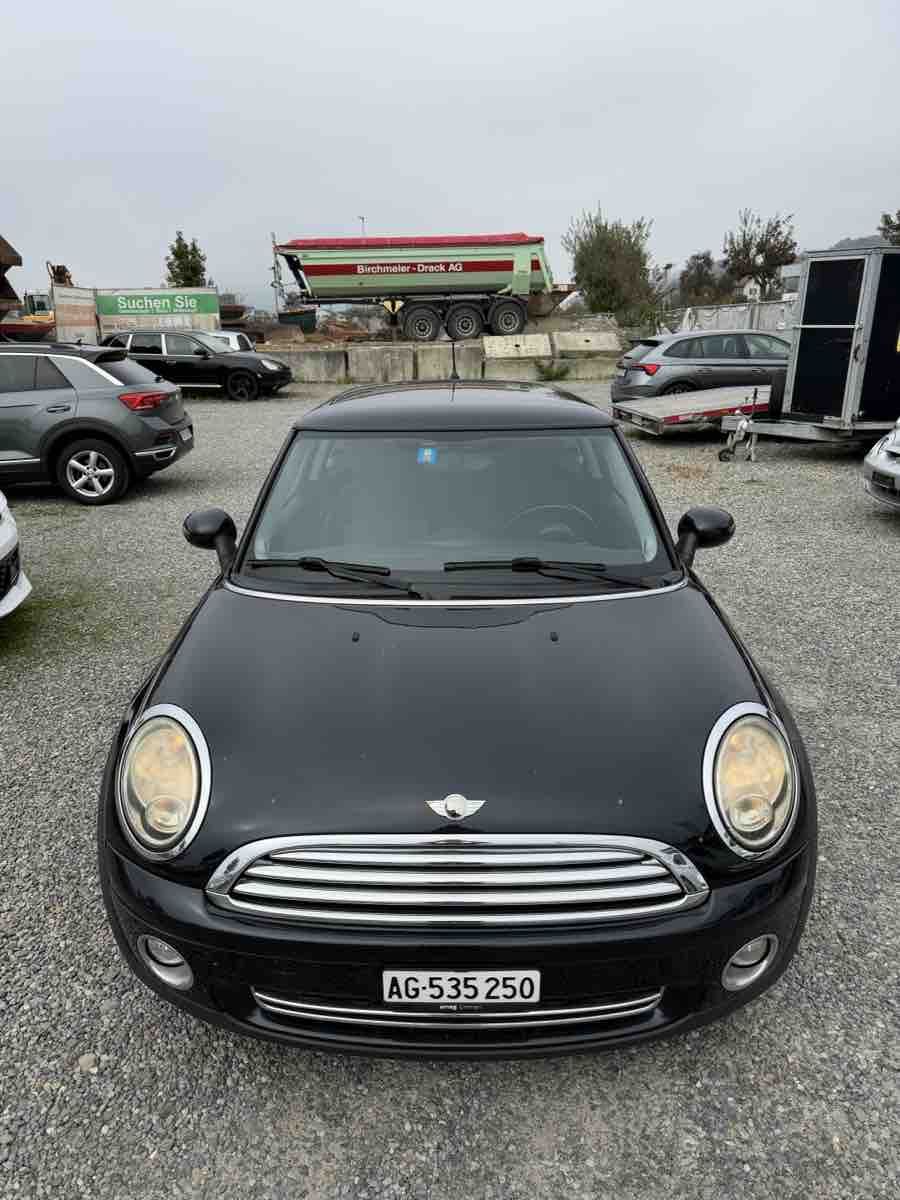 Mini Autos: Mini Cooper Limousine Black, Acceptable Condition – D'occasion à Kirchdorf AG par fer_8sf2