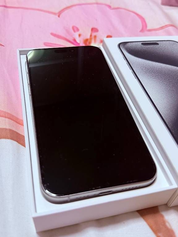 Apple Handys / Smartphones: Iphone 15 Pro Max – Gebraucht aus Wil SG von Annaleiin1420 1