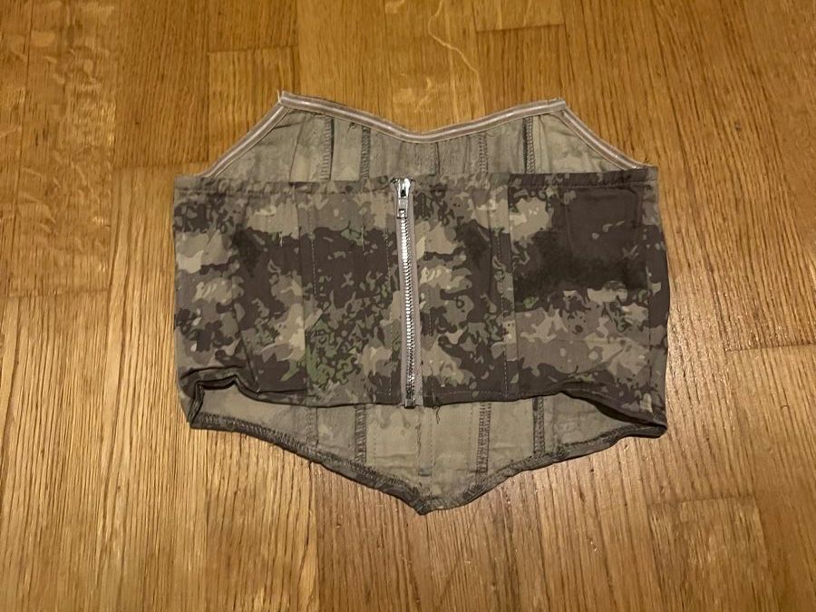 Top: Missguided Camouflage Top Gr. 34 – Usato da Schaffhausen venduto da tin_j7t6 3