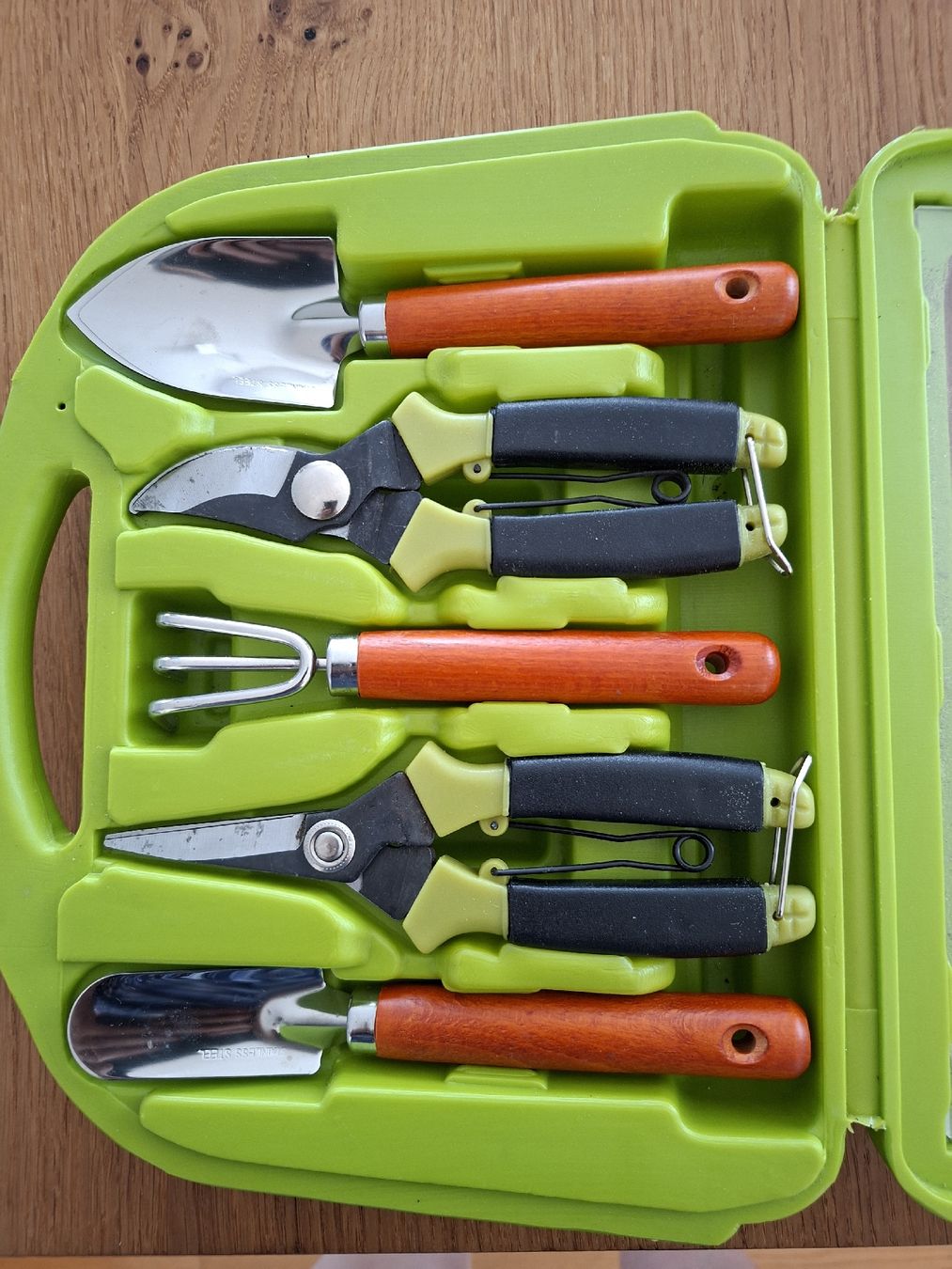 Tutti gli attrezzi: Gartengeräte-Set, 5-teilig, neuwertig – Nuovo (secondo la descrizione) da Wetzikon ZH venduto da Wetzithal 2