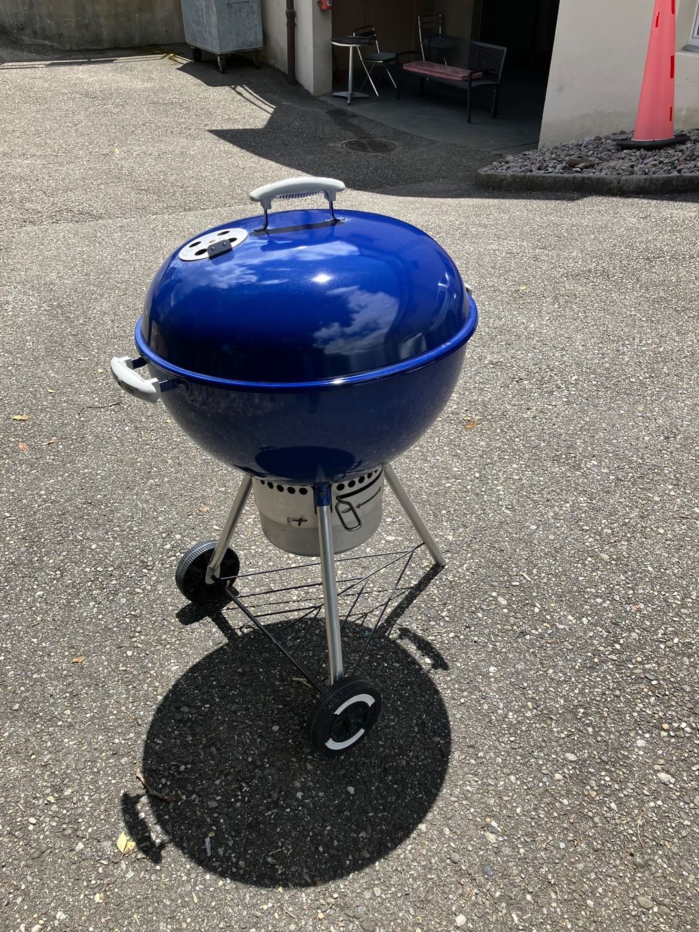 Griglie: Weber Holzkohlegrill 57cm Master-Touch // Grill // – Usato da Aarburg venduto da Wendepunkt_Fundgrube 3