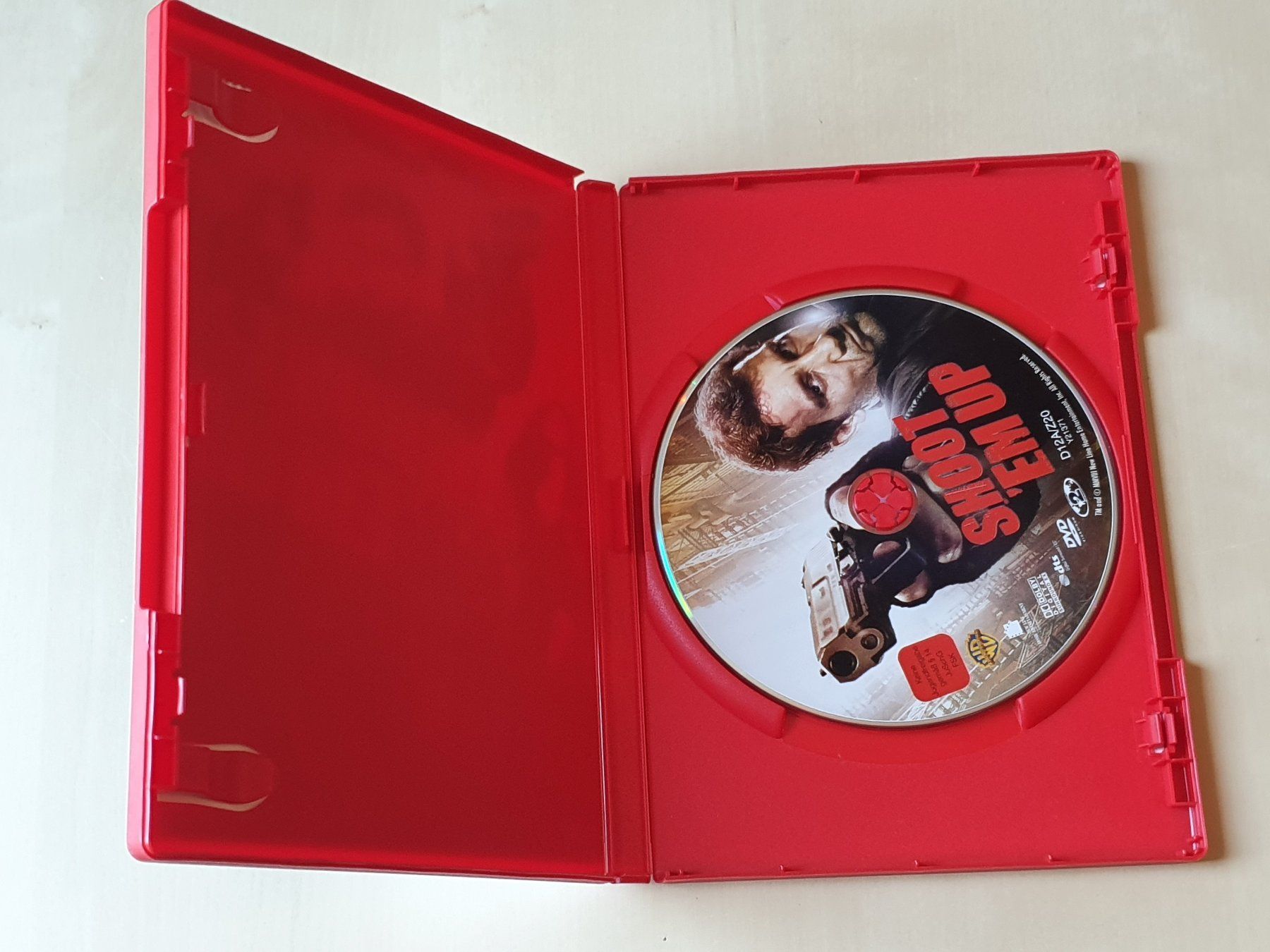Tous les DVDs: Shoot'em up – D'occasion à Stansstad par collectorsshop 2
