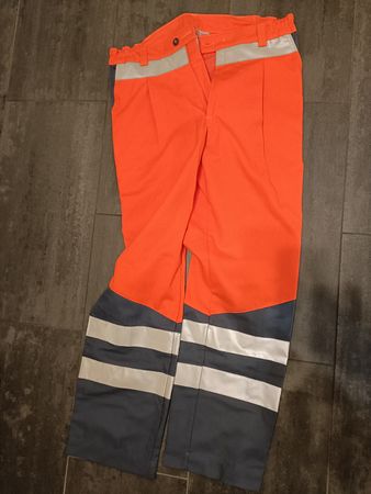 Arbeitshose / Sicherheitshose
