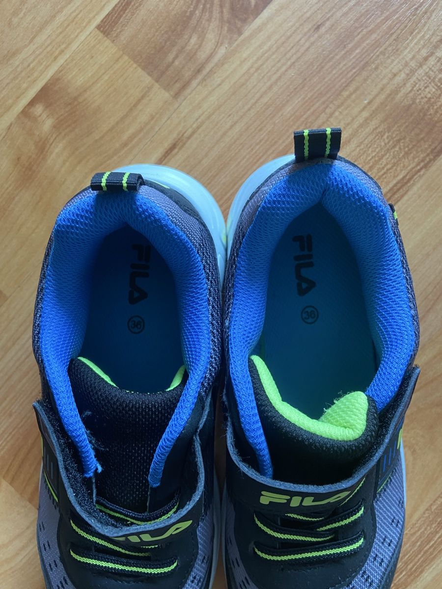 Fila Scarpe per ragazzi: Fila Turnschuh Gr. 36 – Usato da Amriswil venduto da Bobbel-Zauber 3