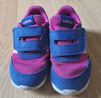 Praktische Adidas Turnschuhe - Grösse 26.5