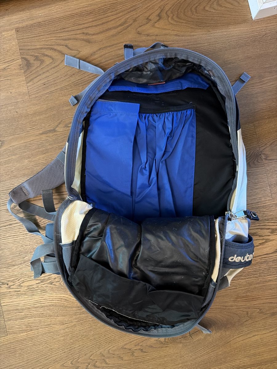 Deuter Zaini: Deuter Powder 32  Freeride-Rucksack - ultrarobust – Usato da Birmensdorf ZH venduto da PolzerJ1 2