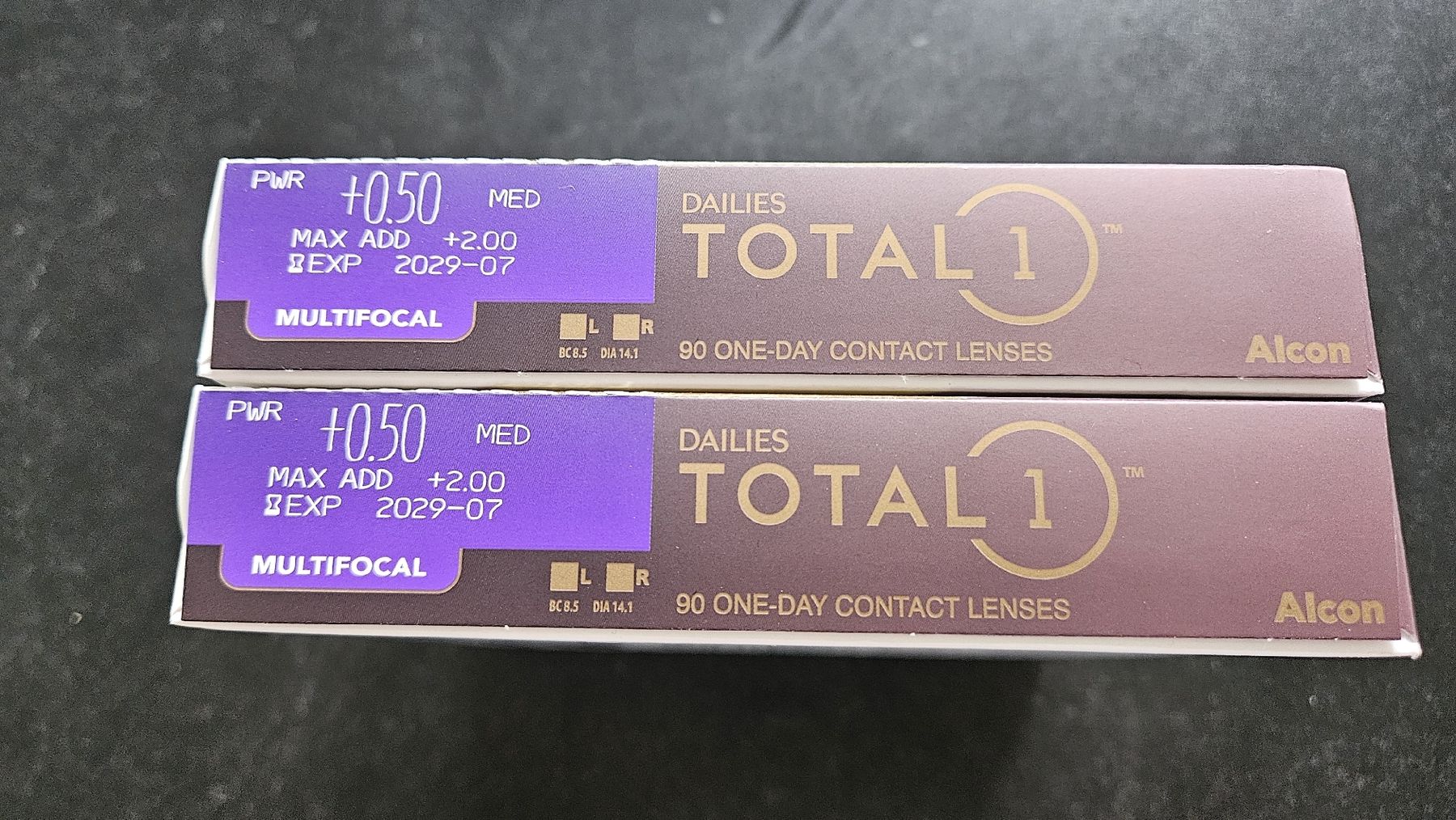 Kontaktlinsen: Dailies Total 1 Multifocal + 0.50 180 Stück – Neu und originalverpackt aus Fislisbach von kristinamuc