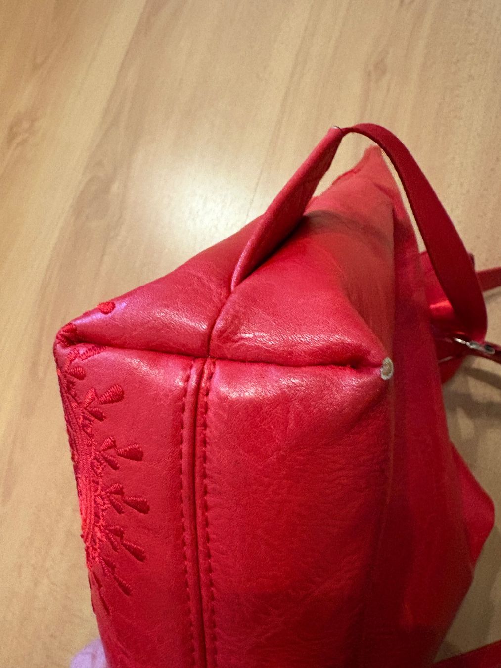 Desigual Zaini: Roter Desigual Rucksack – Usato da Horgen venduto da Ilona1986 6