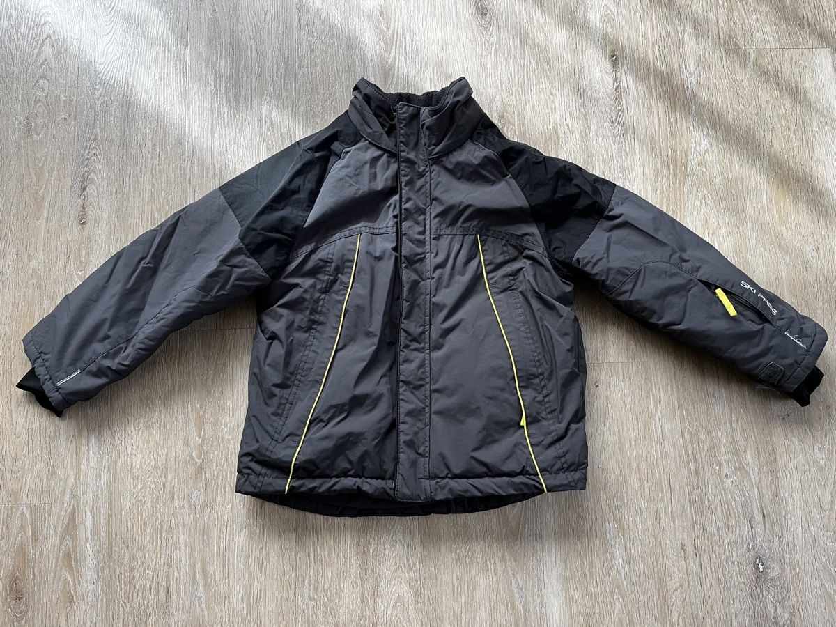 H&M Ensembles: Skiset Gr. 116 – D'occasion à Sulz AG par Zissi31324