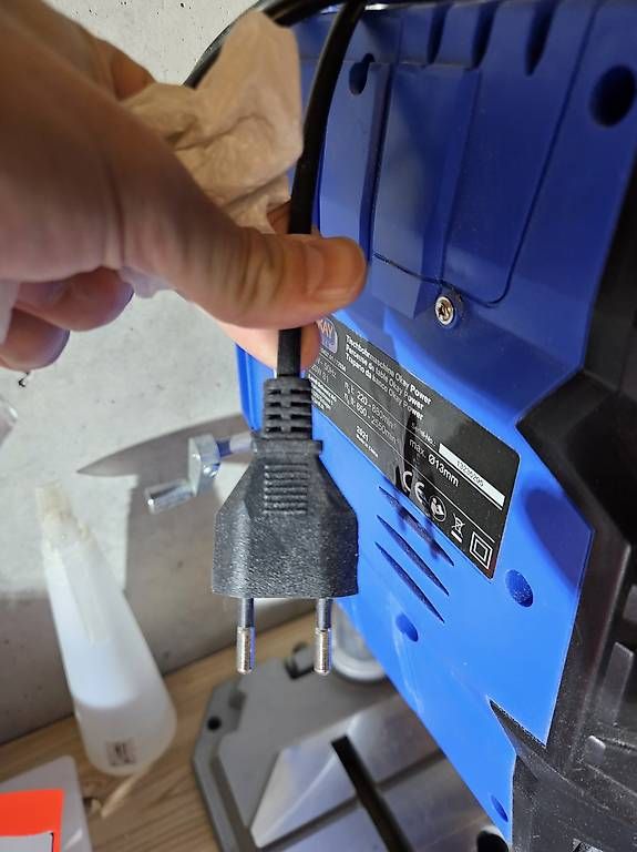 Bohrmaschinen: Landi Tischbohrmaschine 720W – Gebraucht aus Pratval von hirschi.silas 2