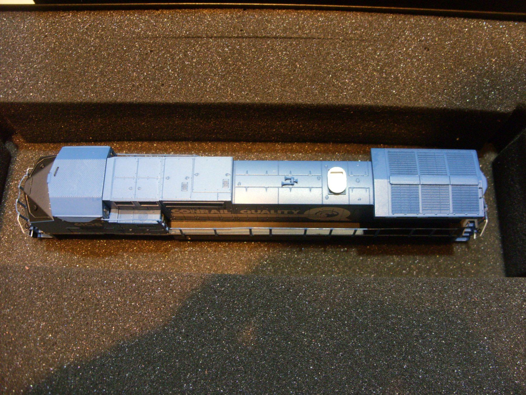 Spectrum Modellini di ferrovie: Spectrum (Bachmann)  H0  Dash 8-40CW Conrail DC analog – Nuovo (secondo la descrizione) da Untersiggenthal venduto da Gumel50 5