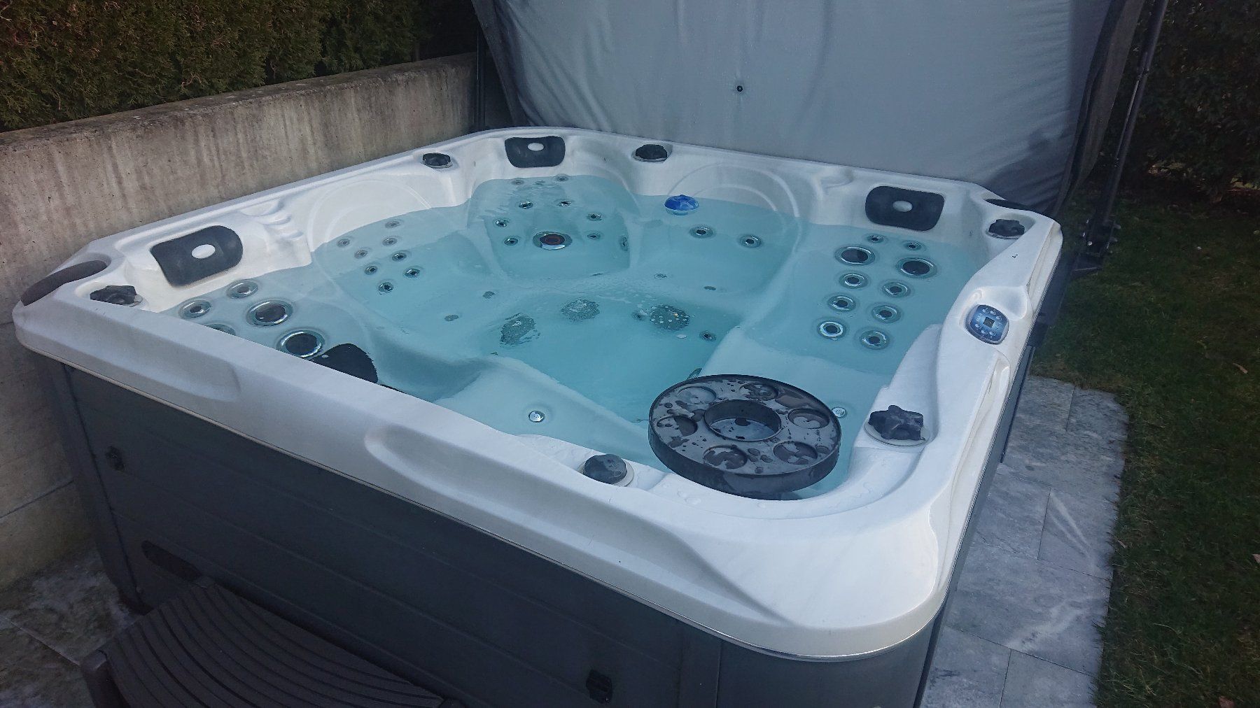 Whirlpool: Whirlpool San Diego – Gebraucht aus Zetzwil von