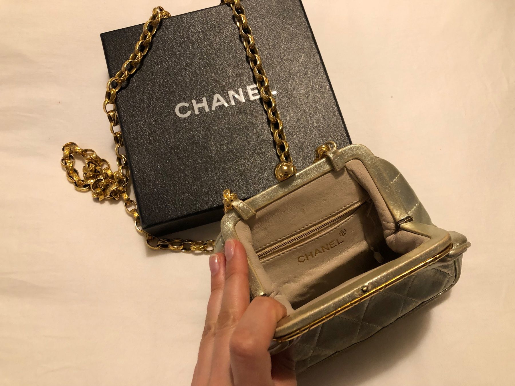Chanel Borse da donna: Vintage CHANEL bag – Usato da Lugano venduto da Yanches 6