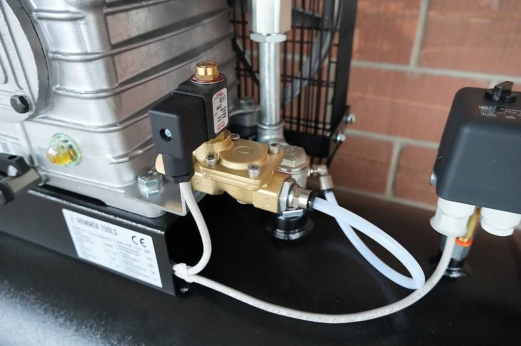 Compressori: AKTION KOLBENKOMPRESSOR HAMMER TOOLS KK 7.5 – Nuovo e nell'imballaggio originale da Ramsen venduto da HammerTools 4