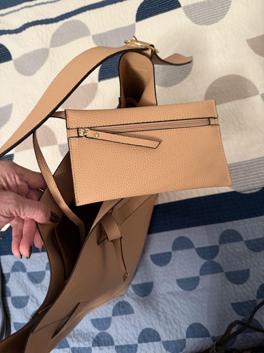 Taschen für Damen: NEU***E. LAUDER TASCHE BEIGE***SCHÖN & PREISWERT*** – Neu und originalverpackt aus Zürich von Ceca52 2
