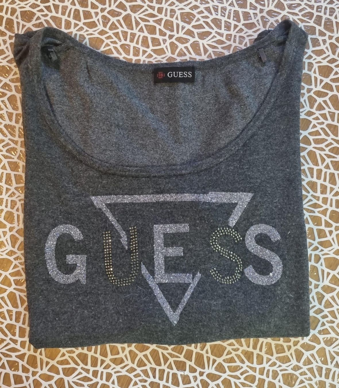 Guess Maglioni & Felpe: Pullover GUESS taglia M – Usato da Cadenazzo venduto da man_9hnd 2