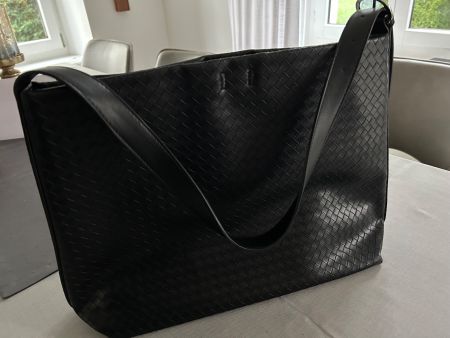 Handtasche