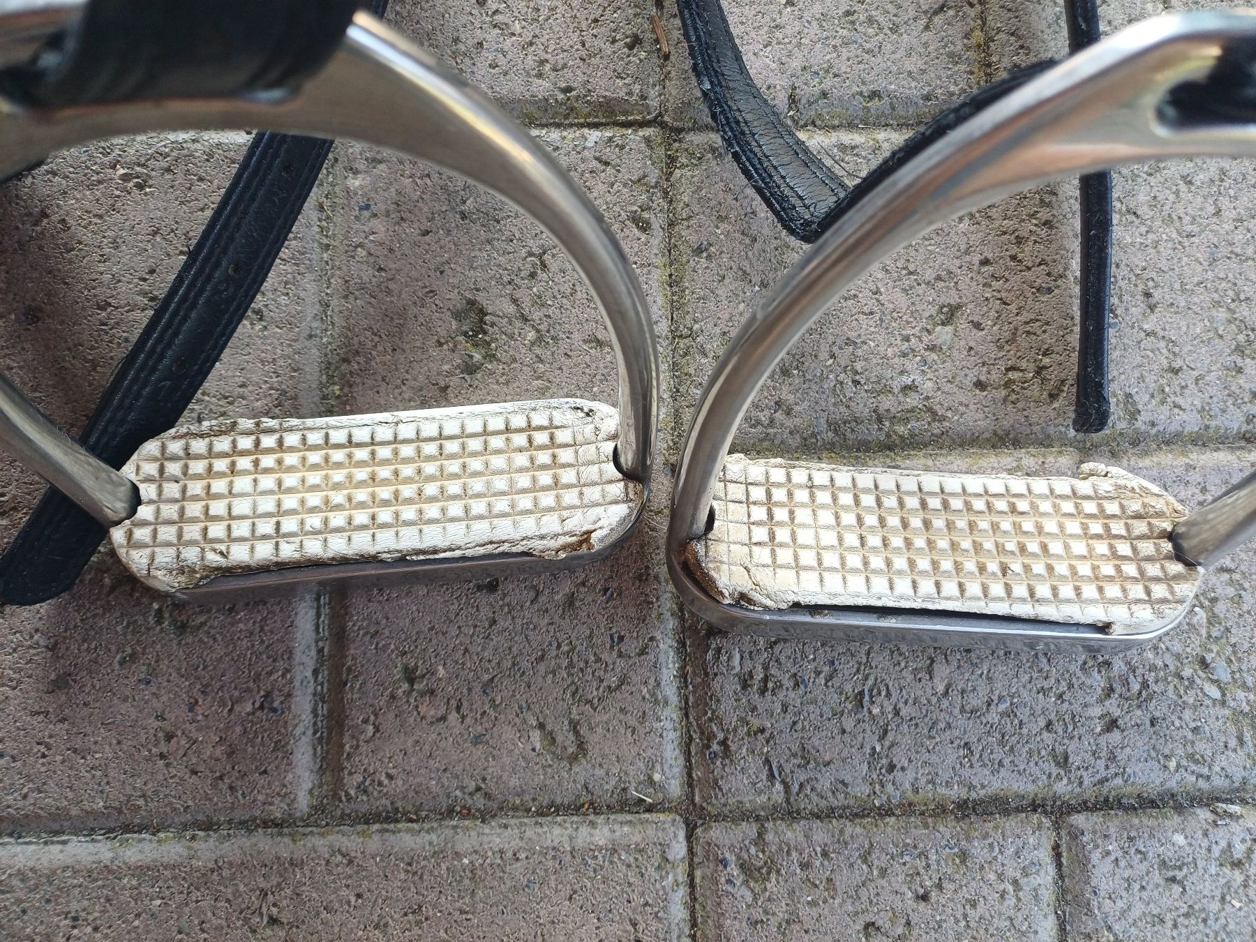 Selle & Accessori: Steigbügel – Usato da Roggliswil venduto da sas_b8c8 1