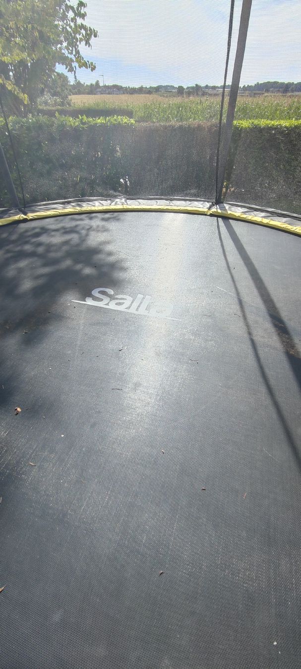 Salta Trampolini: Salta Trampolin 400cm – Usato da Altnau venduto da dolores6 2