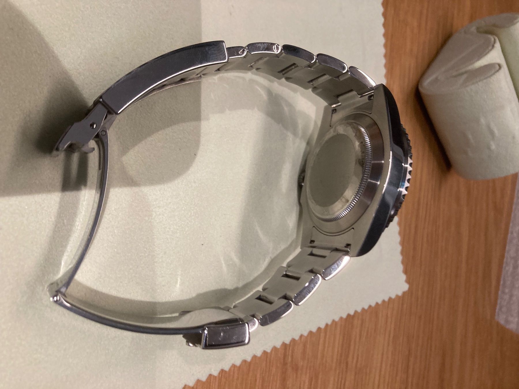 Rolex Orologi: Rolex Submariner 116610LV HULK – Usato da Wilderswil venduto da Feldbach 1