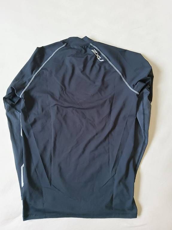 T-shirts: 2XU Compression Maglietta manica lunga da uomo – D'occasion à Agno par rac_9sp6 1
