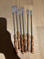 6er Set Fonduegabeln Holzgriffe in sehr guten Zustand