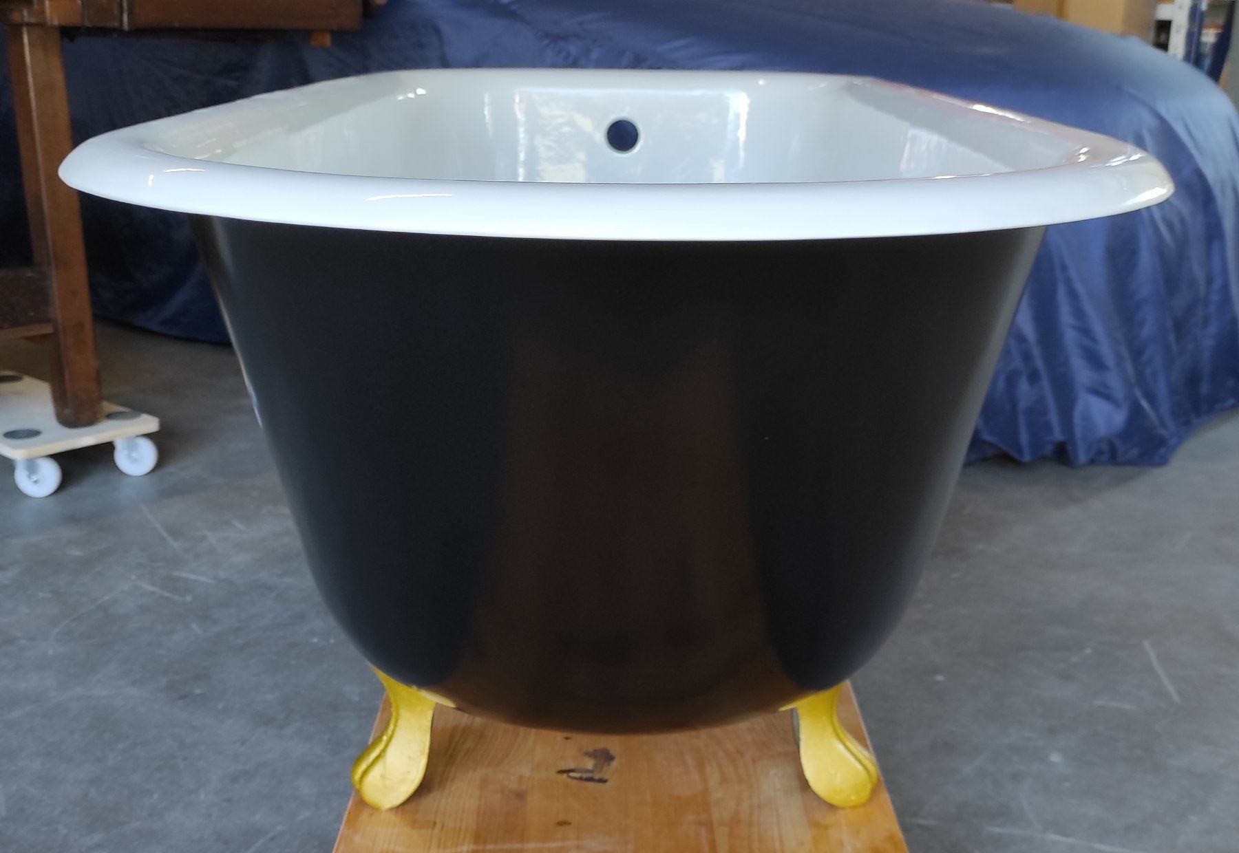 Vasche da bagno: Badewanne Gusseisen – Nuovo (secondo la descrizione) da St. Silvester venduto da swissboy68 1