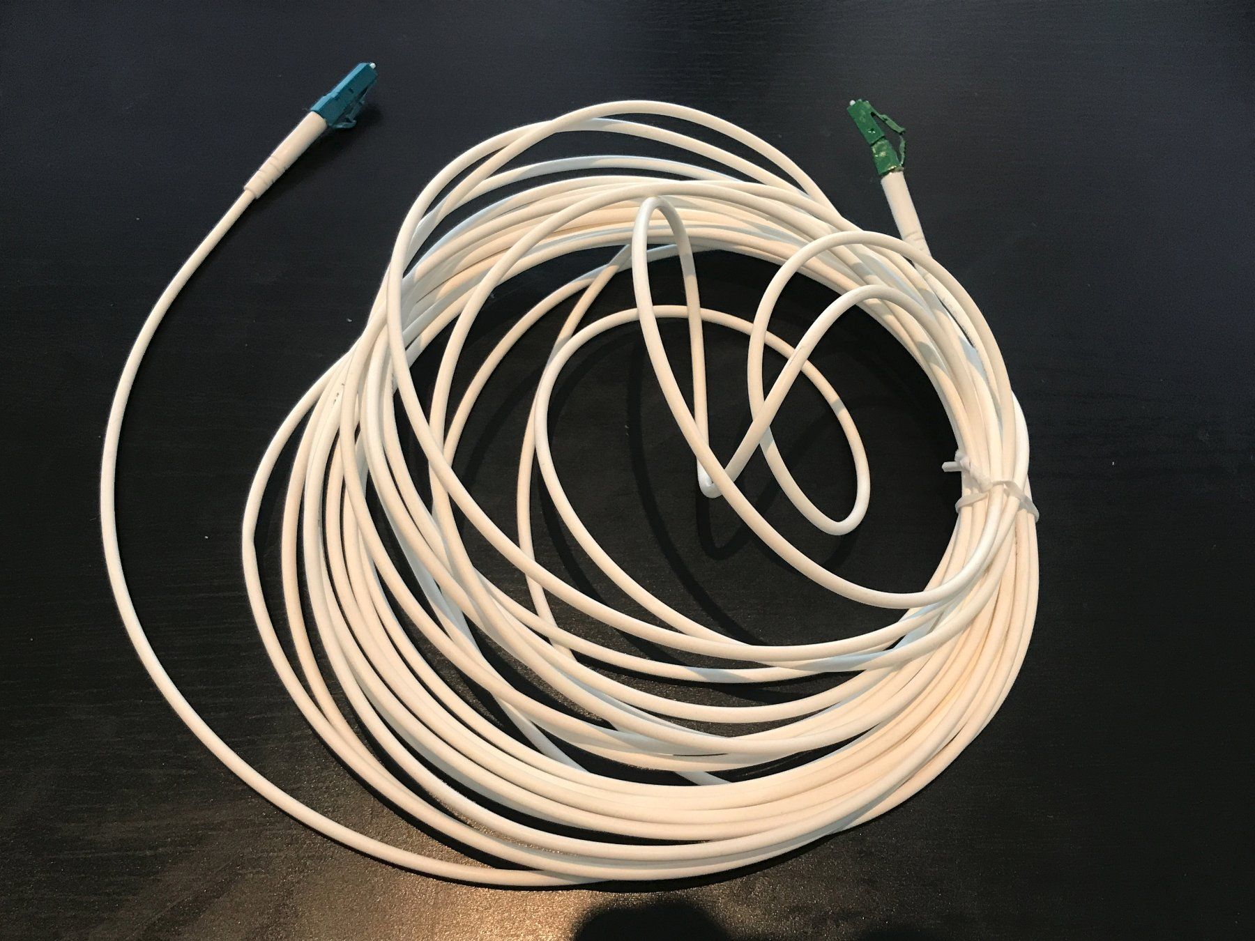 Hama Kabel: Hama Glasfaser-Netzwerkkabel, 9 Meter – Gebraucht aus Baden von