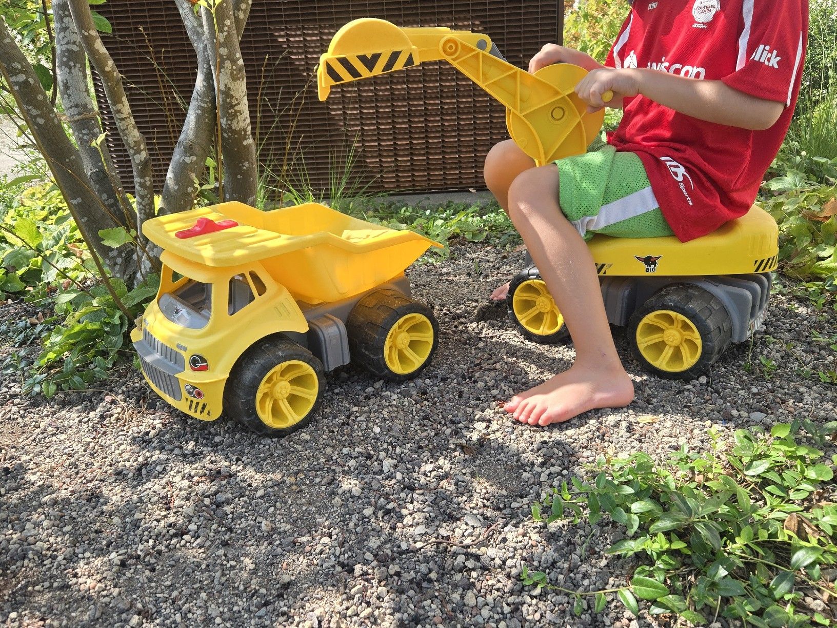 Sabbiera per bambini: BIG Spielzeug Bagger und Muldenkipper gelb – Usato da Bremgarten AG venduto da MrReefaven 6