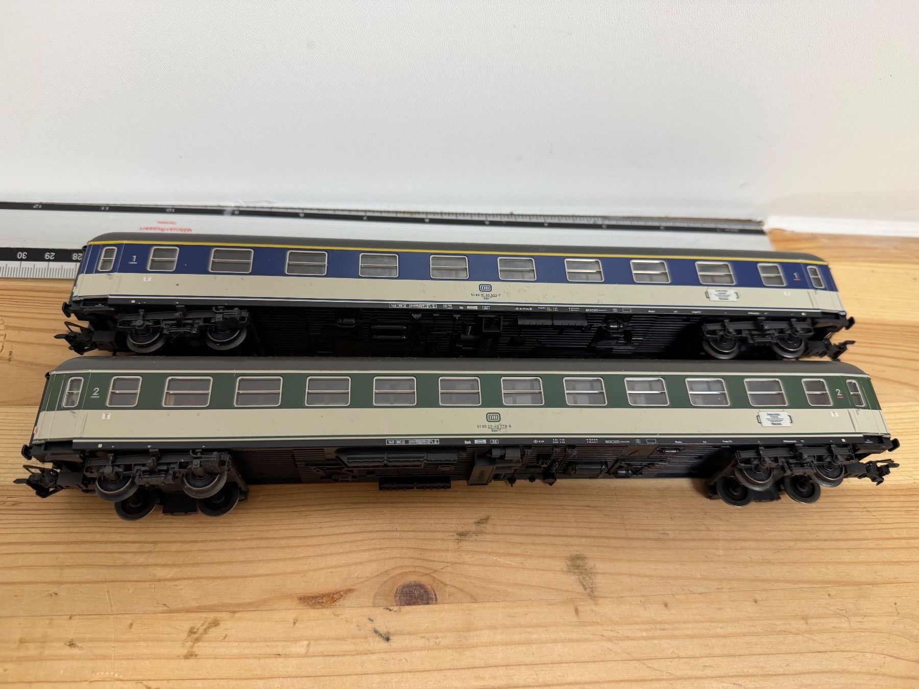 Märklin Modelleisenbahnen: Märklin 42943 Schnellzugwagen-Set – Gebraucht aus Büsserach von ModellbahnDepot 4