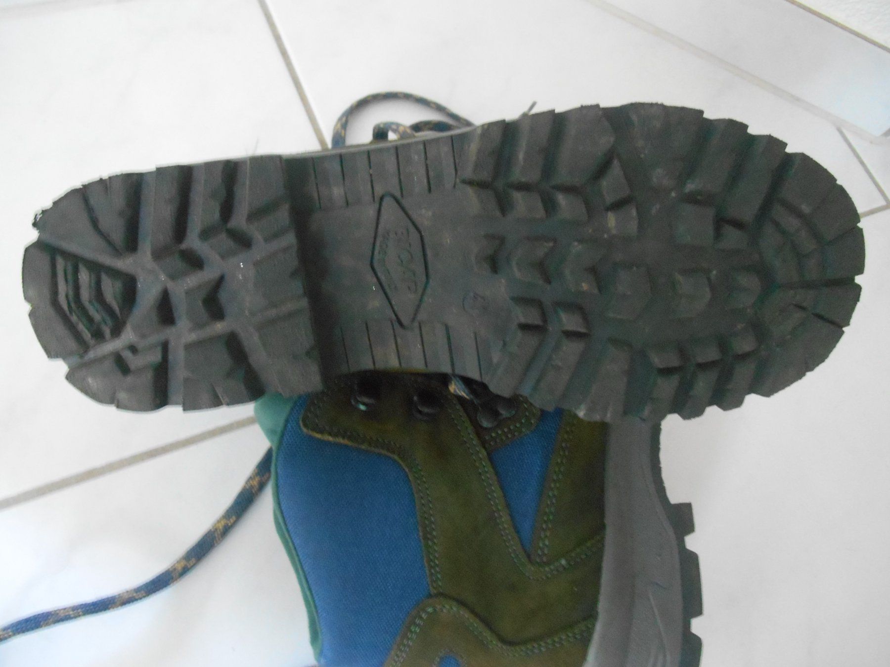 Scarpe da uomo: Trekkingschuhe Gr. 41 – Nuovo (secondo la descrizione) da Nussbaumen AG venduto da Sumopi 2