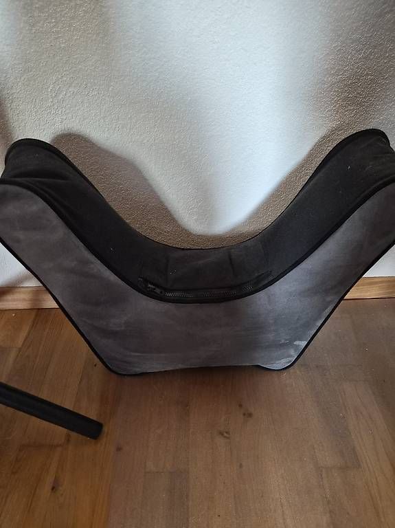 Tutti pezzi di ricambio auto: Cousin ergonomique pour gamer  – Usato da Aigle venduto da led_8nd2